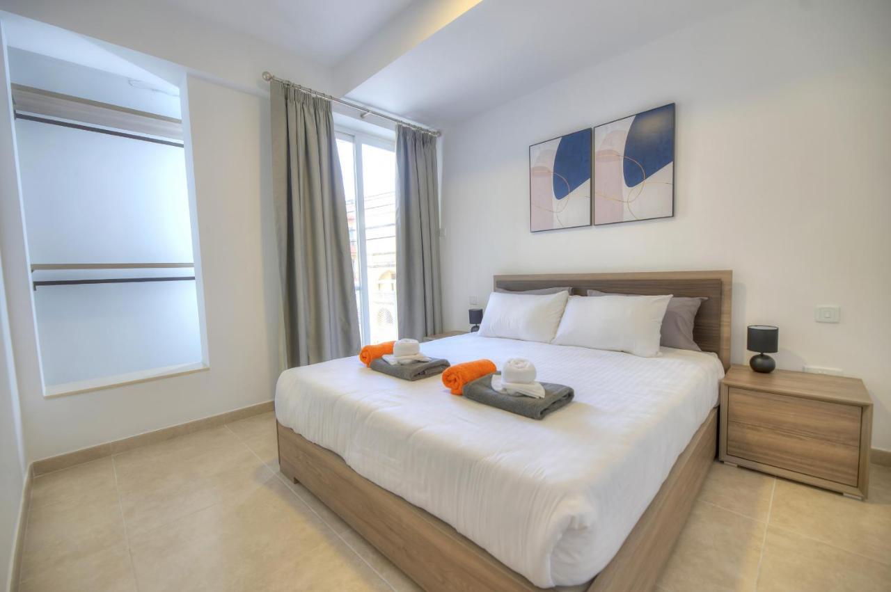 Brand New And Tastefully Furnished 2 Bedroom Apartment Ddif1-2 Gzira Zewnętrze zdjęcie