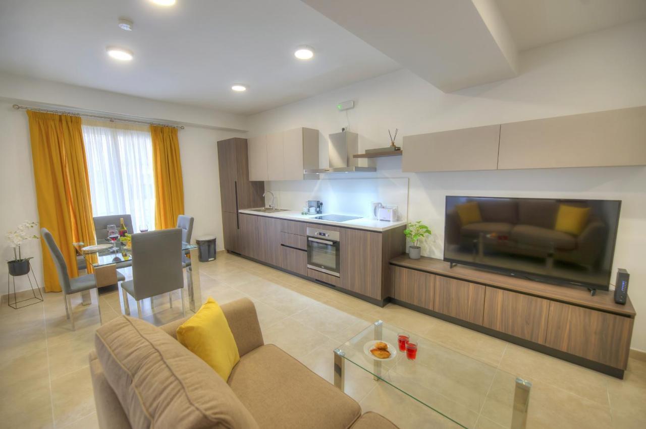 Brand New And Tastefully Furnished 2 Bedroom Apartment Ddif1-2 Gzira Zewnętrze zdjęcie