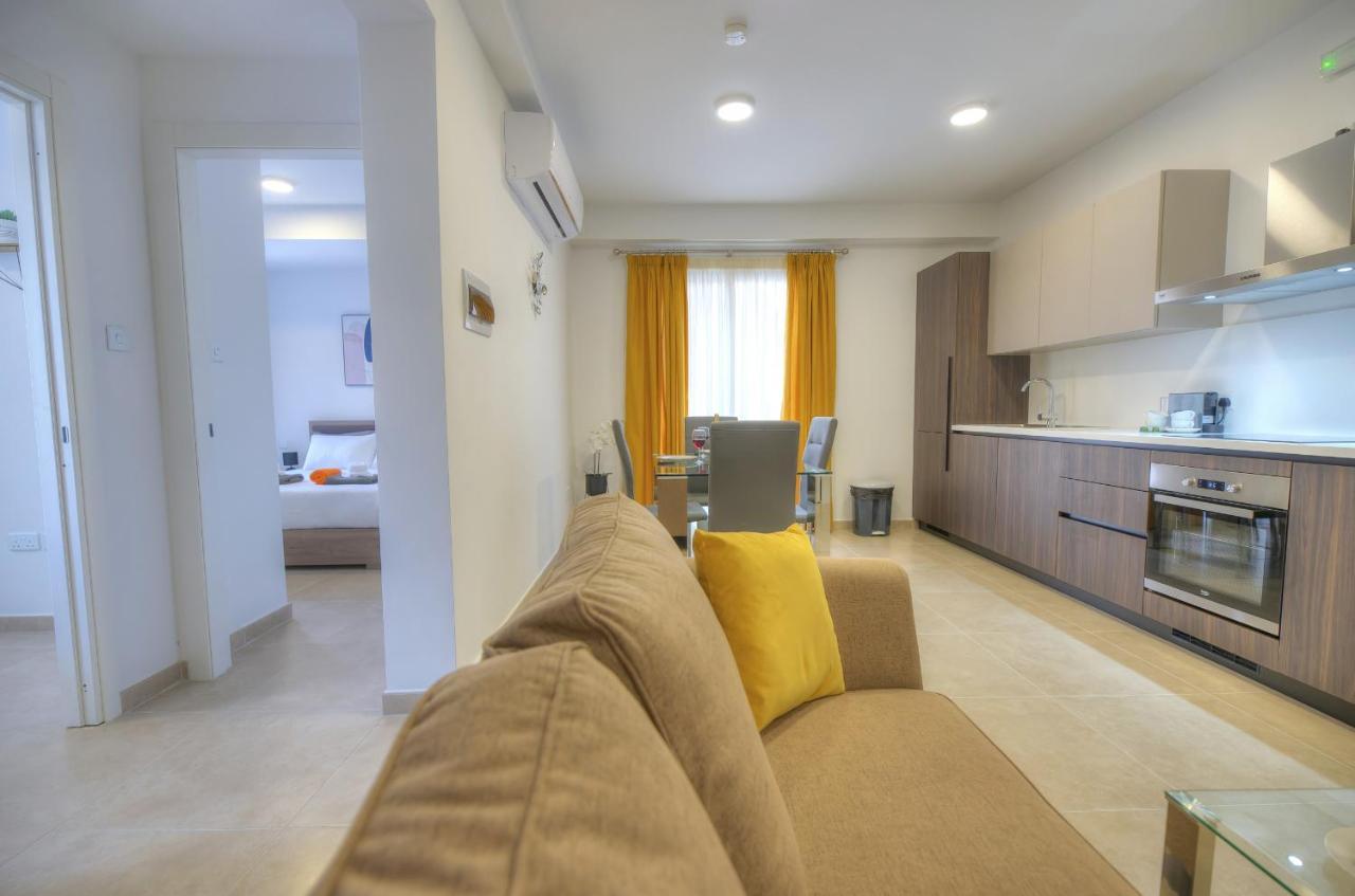 Brand New And Tastefully Furnished 2 Bedroom Apartment Ddif1-2 Gzira Zewnętrze zdjęcie