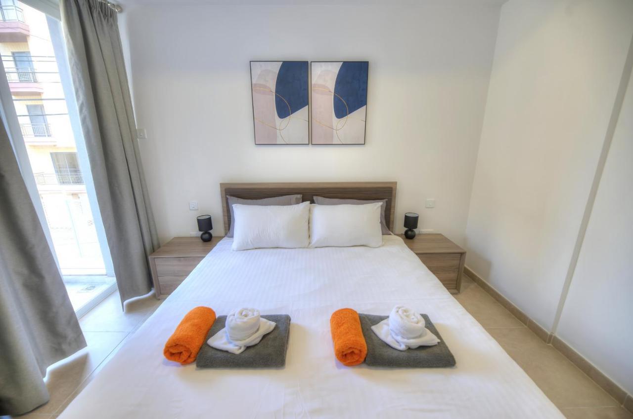 Brand New And Tastefully Furnished 2 Bedroom Apartment Ddif1-2 Gzira Zewnętrze zdjęcie