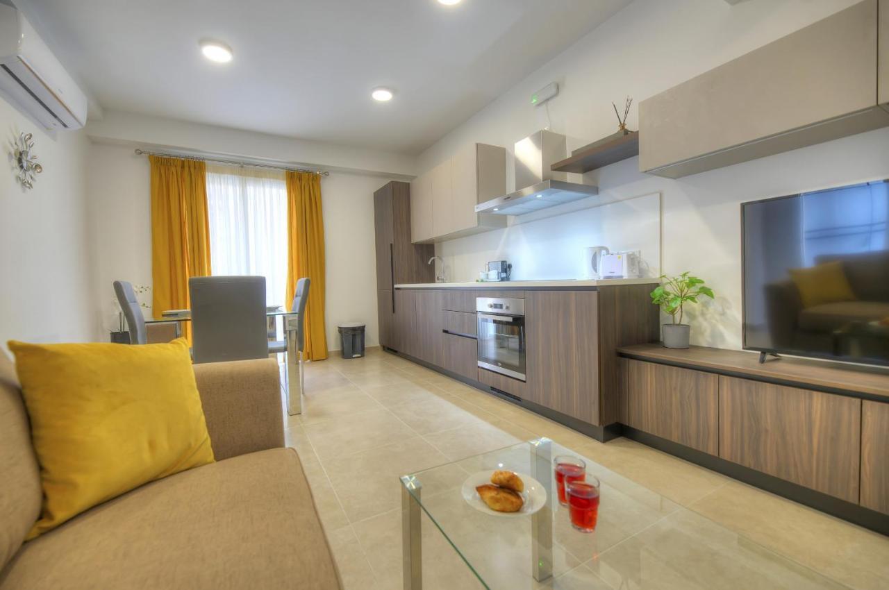 Brand New And Tastefully Furnished 2 Bedroom Apartment Ddif1-2 Gzira Zewnętrze zdjęcie